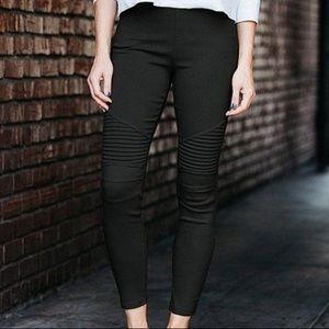 New Amaryllis Black Stretch Moto Pull On Jegging